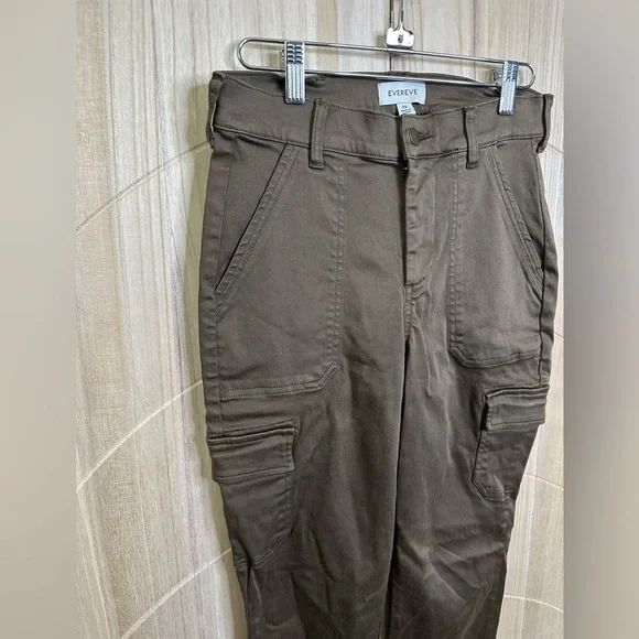 EVEREVE Larissa Cropped Cargo‎ in Fatigue size 26 - Picture 8 of 14